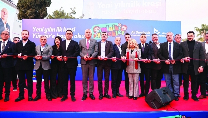 BÜYÜKŞEHİR BELEDİYE BAŞKANI ZEYDAN KARALAR,“ÇOCUKLARIMIZ İÇİN YAPILAN HER YATIRIM GELECEĞE UMUT EKMEKTİR” DEDİ 