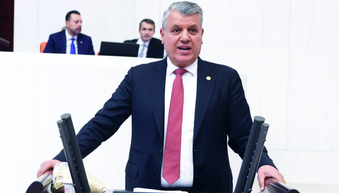 Feke'de büyük skandal