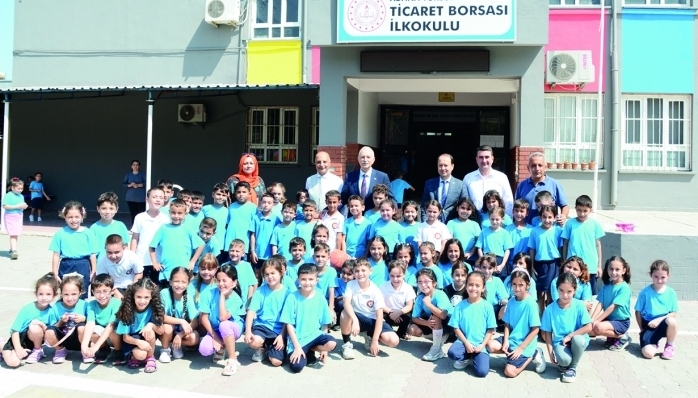 ATB Başkanı Bilgiç, borsanın yapımına katkı sağladığı okulları ziyaret etti
