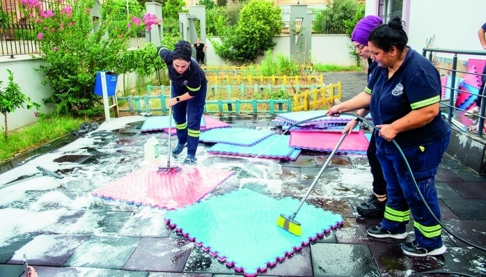 Seyhan Belediyesi kreşlerinde kapsamlı temizlik