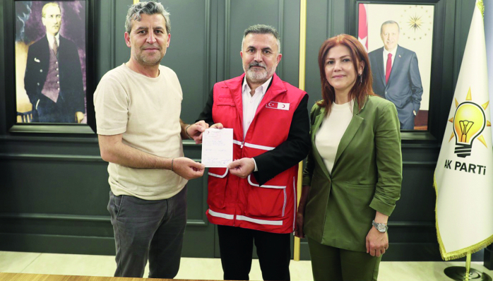 ‘Kızılay, gönüllere dokunan büyük bir iyilik hareketidir’