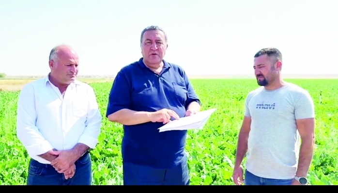 CHP Niğde Milletvekili Ömer Fethi Gürer, pancar üretimi yapan çiftçileri ile görüştü