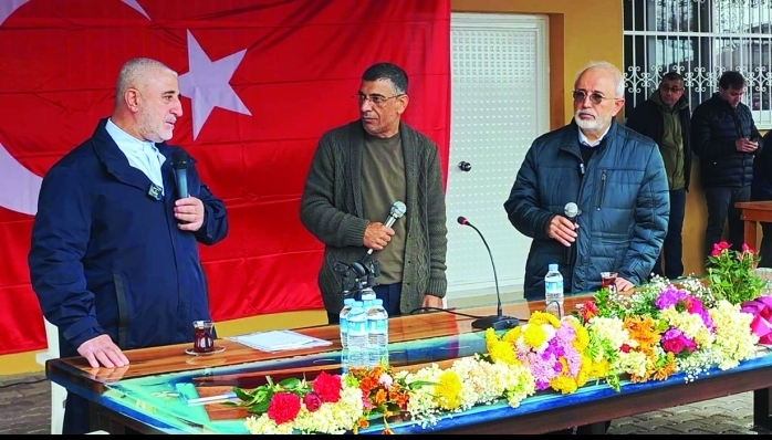 Alevi Kanaat Önderi Mehmet Güven, binlerce kişiye seslenerek Suriye’deki Alevilere yönelik saldırıları kınadı