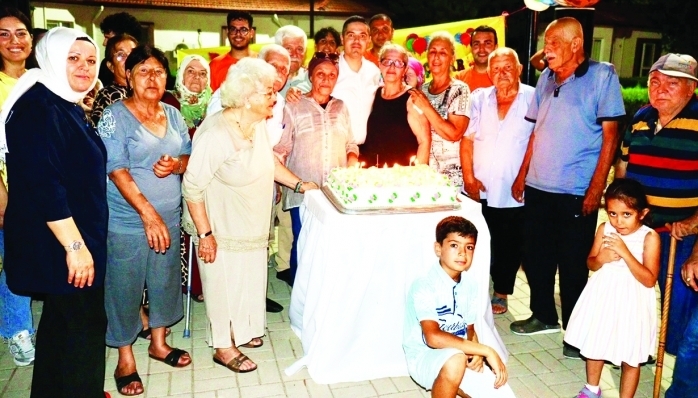 ADANA HUZUREVİ MÜDÜRÜ NAZMİ BÜYÜKYAĞBASAN, "SOSYAL VE DUYGUSAL DESTEK ÖNCELİĞİMİZ" DEDİ