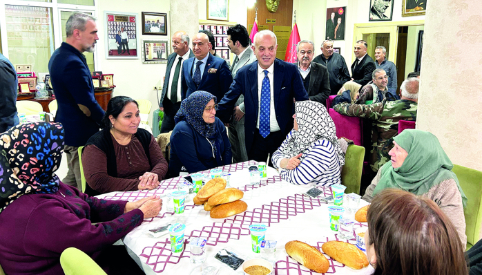 MHP Adana İl Başkanı Yusuf Kanlı, şehit aileleriyle iftarda bir araya geldi