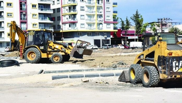 Başkan Aydar, “Kent Meydanı projemizi 45 gün içinde tamamlayıp halkımıza sunacağız” dedi