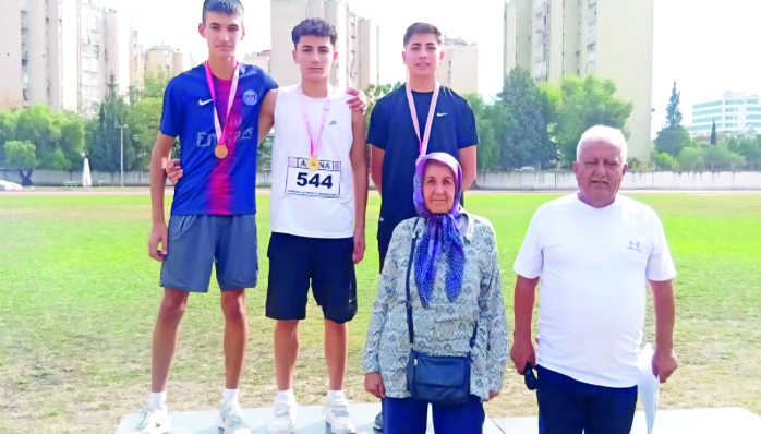 Milli atlet ve antrenörün anısına atletizm yarışmaları yapıldı 