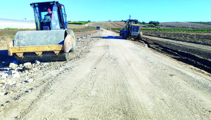 Altıok, söz verdiği gibi Narlıören Mahallesi’nde yol genişletme ve yapım çalışmaları başlattı 