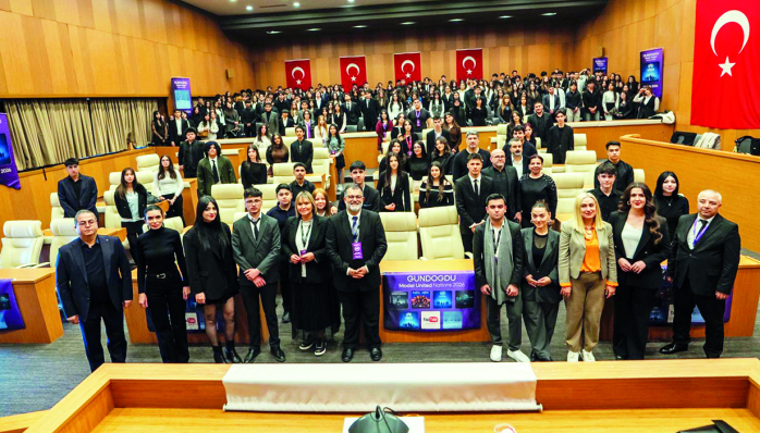 G-MUN 2026 etkinliği şehir içi ve şehir dışından farklı devlet ve özel okullardan 300’den fazla öğrencinin katılımıyla gerçekleşti 