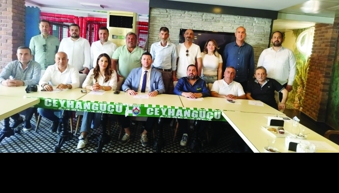 Ceyhangücü Spor Kulübü olağanüstü genel kurulunu yaptı, Kadir Gül Başkanlığa seçildi