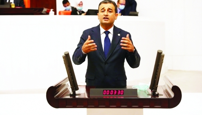 BULUT, “YILIN BİTMESİNE 2 AY KALA BAŞLANGIÇ ÖDENEĞİNİ BİTİRDİ. SAATTE 36 ASGARİ ÜCRET HARCADI” DEDİ