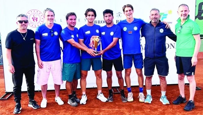 Ay yıldızlı bayrağımıza hizmet edip, her yıl tenis milli takımına sporcular veren Adana Tenis, Dağ ve Su Sporları Kulübü (ATDSK), Türk tenisinin marka kulübü oldu.