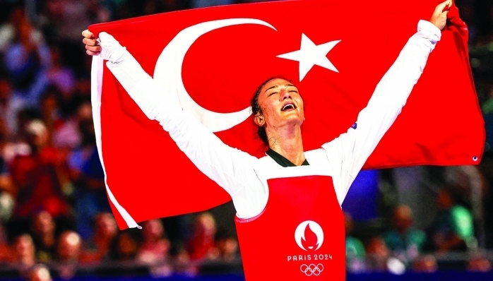 Adanalı sporcu Nafia Kuş, olimpiyatlara katılıp madalya kazanarak hayalini gerçekleştirdiğini söyledi