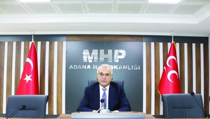 MHP Adana İl Başkanı Yusuf Kanlı, CHP’li Zeydan Karalar’ın her yerde kullandığı “Geliri 1, borcu 4 olan belediyeyi; geliri 4, borcu 1 olan belediyeye dönüştürdük” söyleminin peşini bırakmıyor