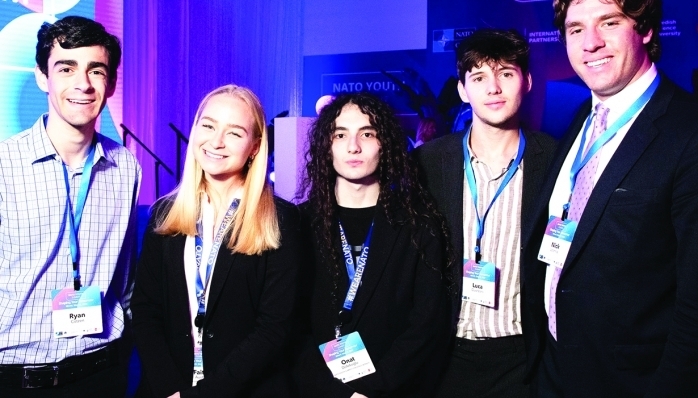 NATO Youth Summit’te EducationUSA Adana damgası