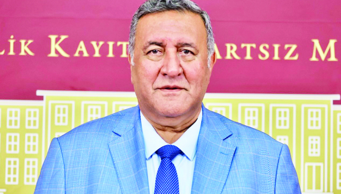 “MİLYONLAR BORÇLA AYAKTA DURMAYA ÇALIŞIYOR”