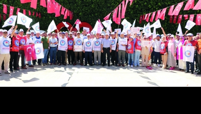 MEMUR-SEN’İN ADANA’DAKİ EYLEMİNE EĞİTİM-BİR-SEN’DEN GÜÇLÜ DESTEK 
