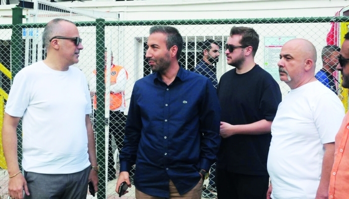 ANKARAGÜCÜ GALİBİYETİNİN SEVİNCİ SÜRÜYOR