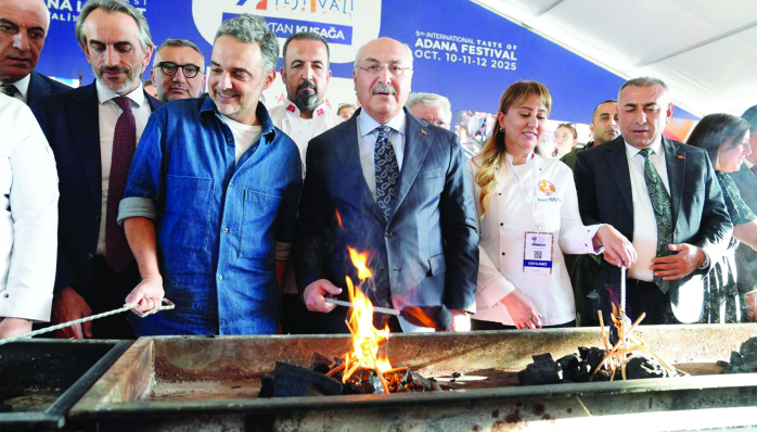Adana Valisi Yavuz Selim Köşger, “Çok güzel bir festival olacak. Bütün vatandaşlarımızı bekliyoruz” 